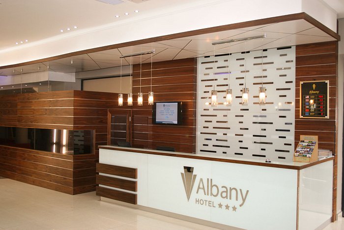 albany-hotel-reception